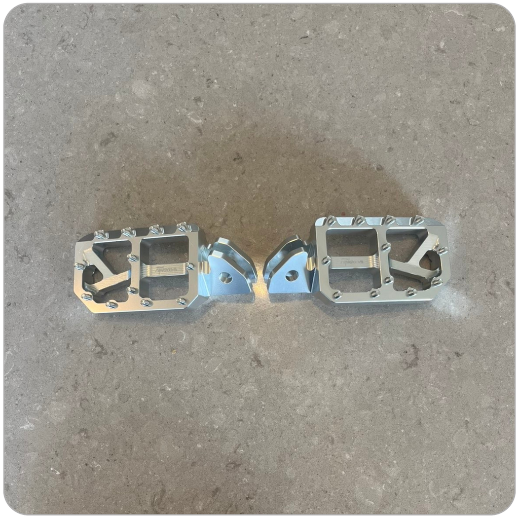 Chrome Footpegs For Emoto