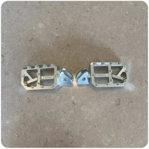 Chrome Footpegs For Emoto